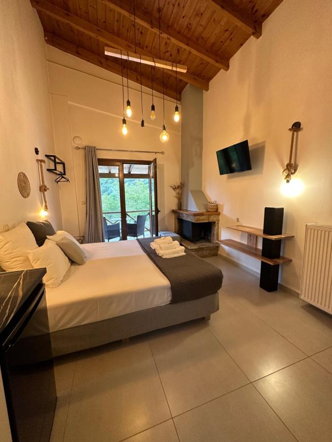 Μούσες Aparthotel Kalavryta Buitenkant foto