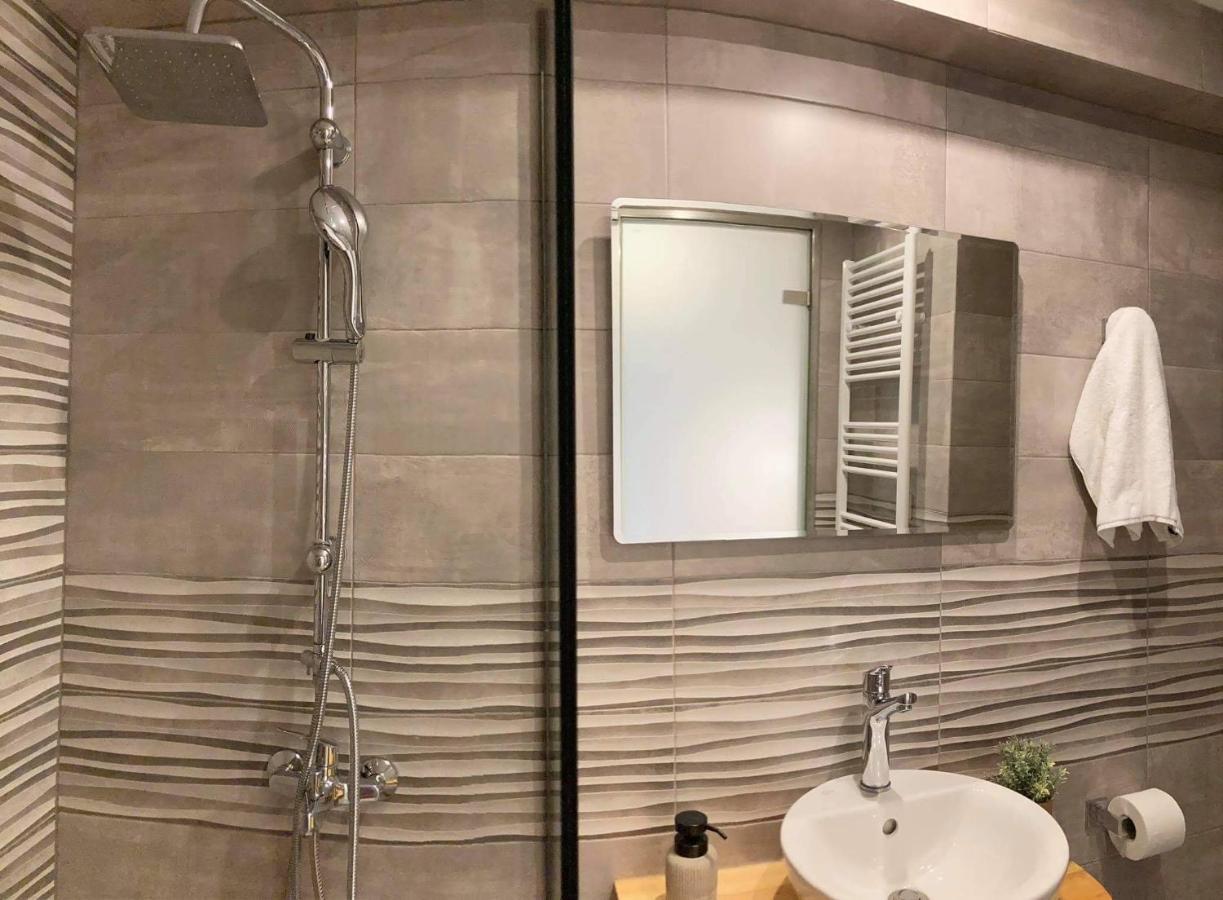 Μούσες Aparthotel Kalavryta Buitenkant foto