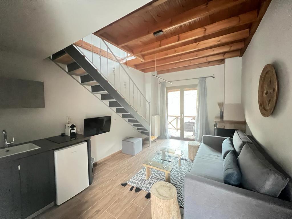 Μούσες Aparthotel Kalavryta Buitenkant foto