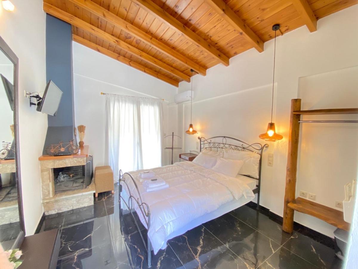Μούσες Aparthotel Kalavryta Buitenkant foto